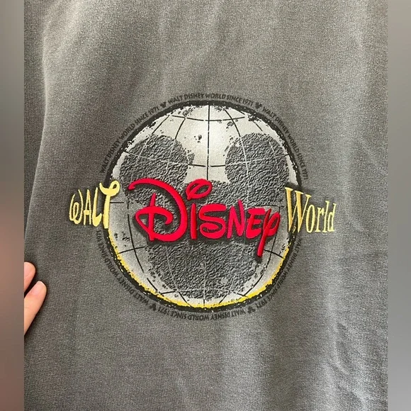 Vintage Walt Disney World Crewneck - Picture 2 of 8